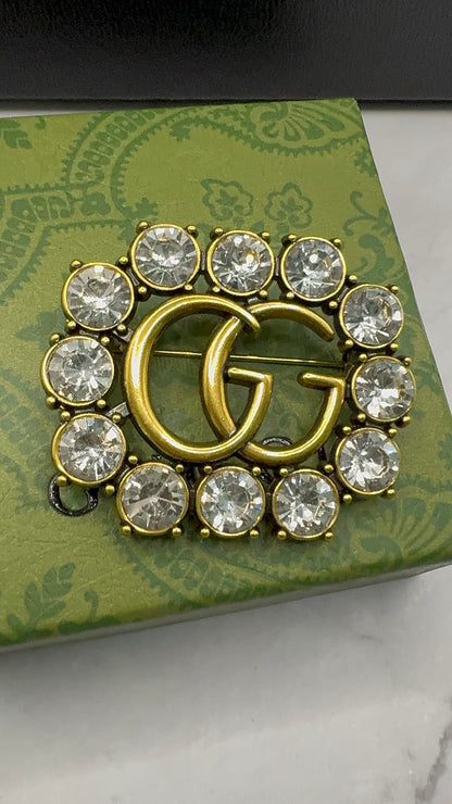 Luxury G.G Vintage Brooch pin