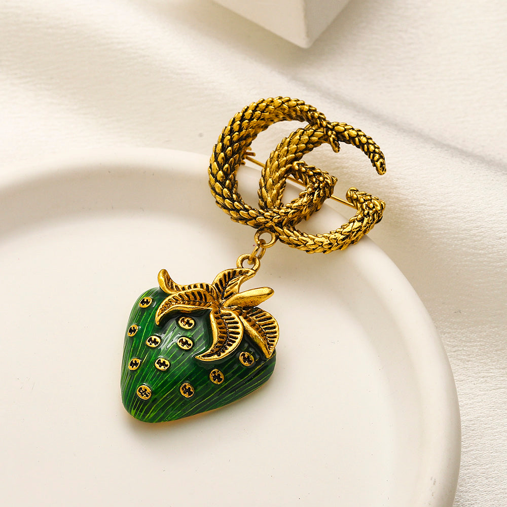 Luxury G.G Vintage Brooch pin
