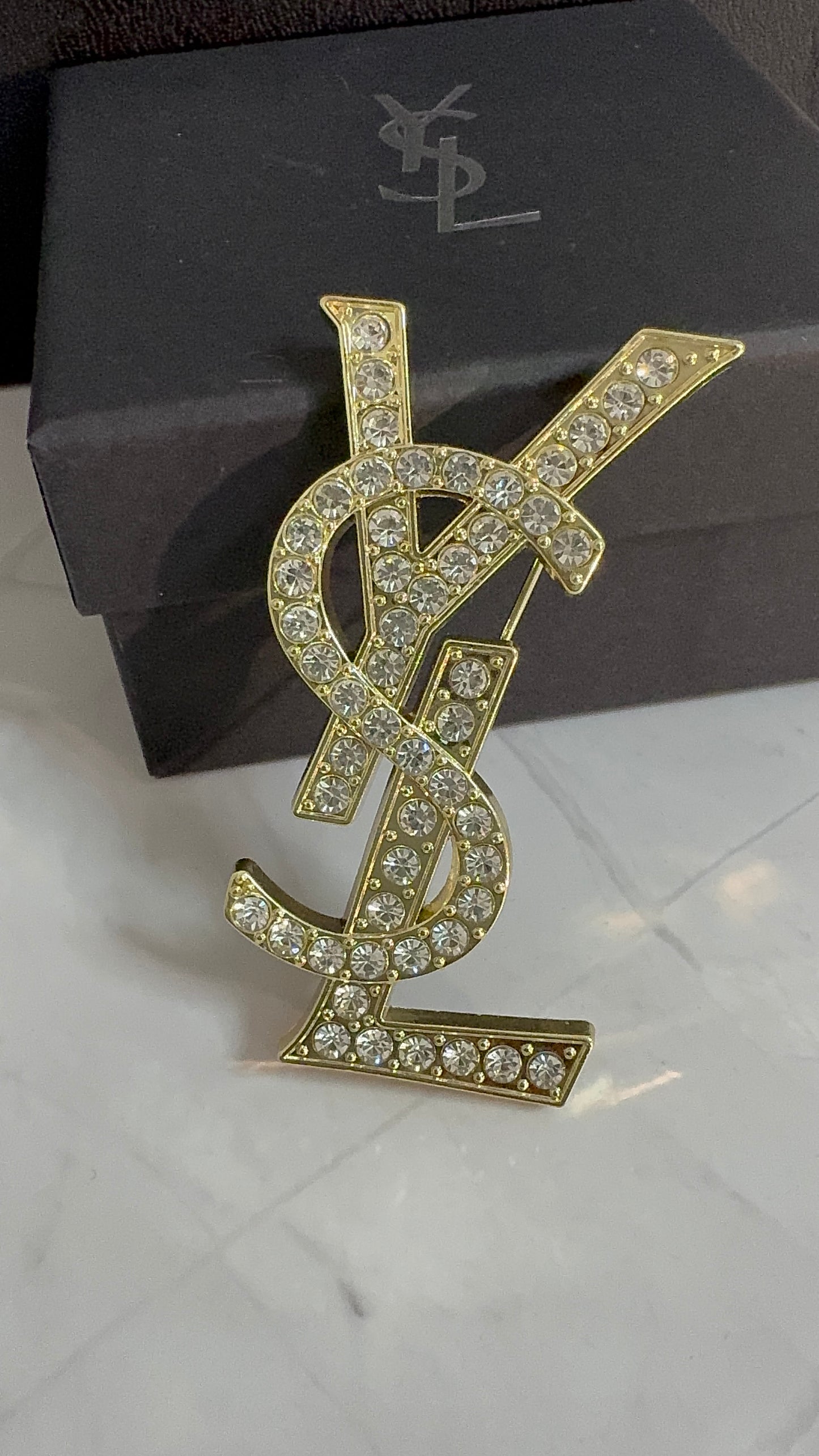 Luxury Y.S Detailed Brooch pin