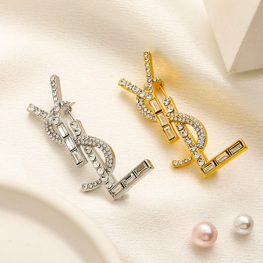Luxury Y.S Detailed vintage Brooch pin