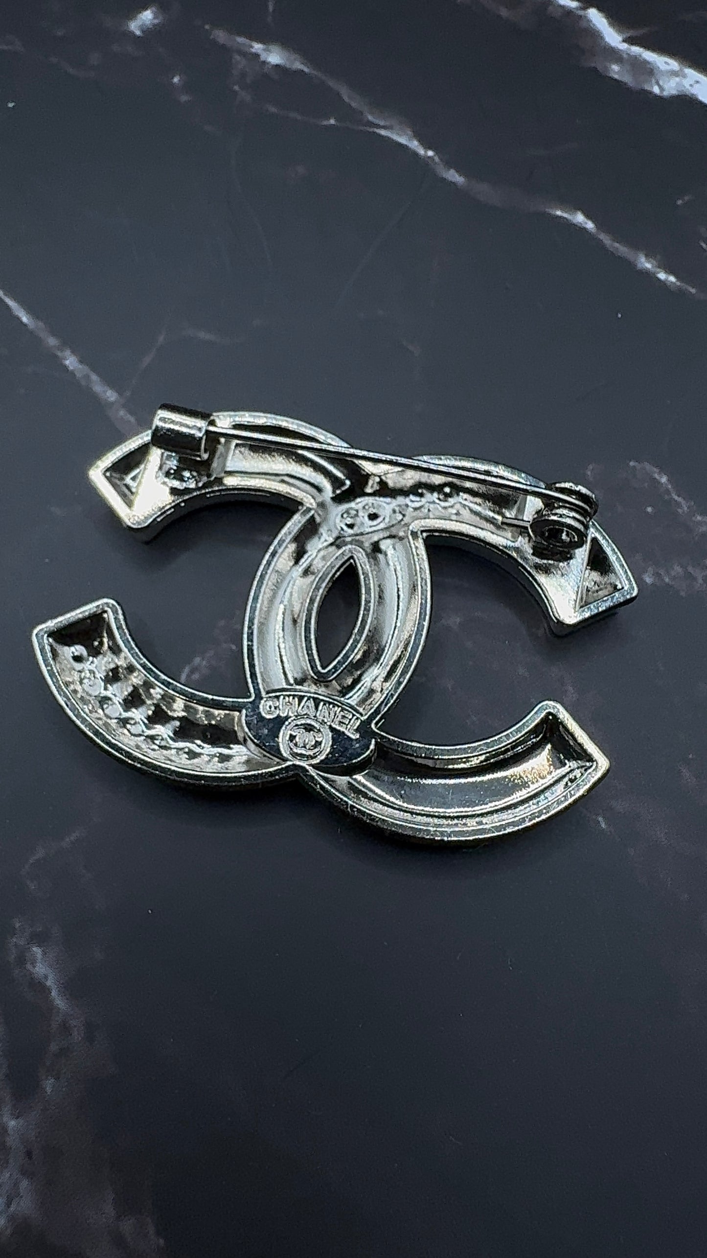 Luxury C.C Gold Brooch pin