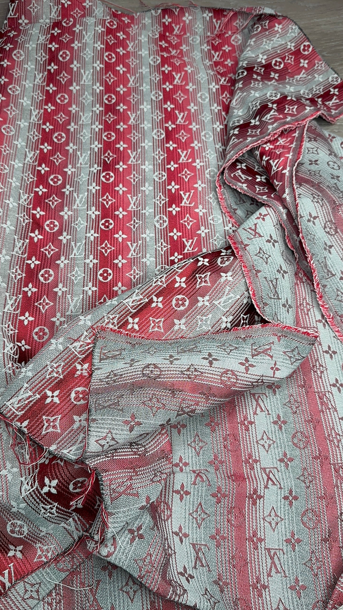 Two-tone Red L09 Jacquard fabric