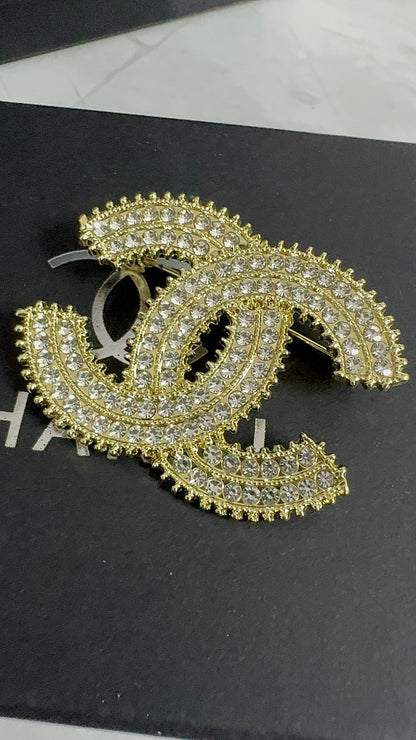 Luxury C.C Zircon Brooch pin