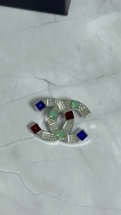 Luxury C.C Brooch pin