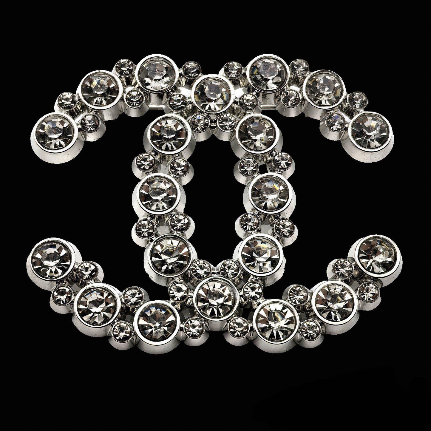 Luxury C.C Brooch pin