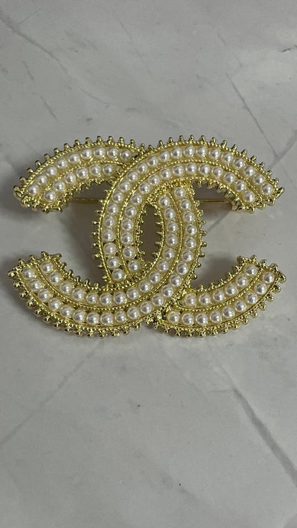 Luxury C.C Vintage Brooch pin