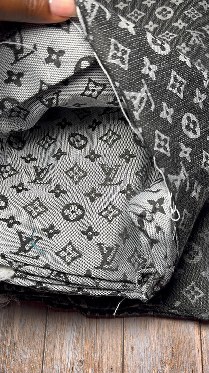 L 03- Brown jacquard fabric