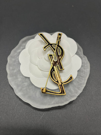 Luxury Y.S Detailed vintage Brooch pin