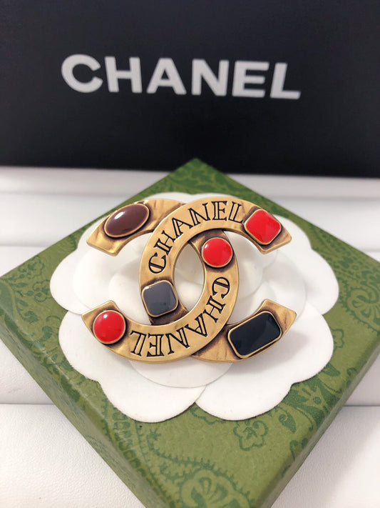 Luxury C.C vintage Brooch pin