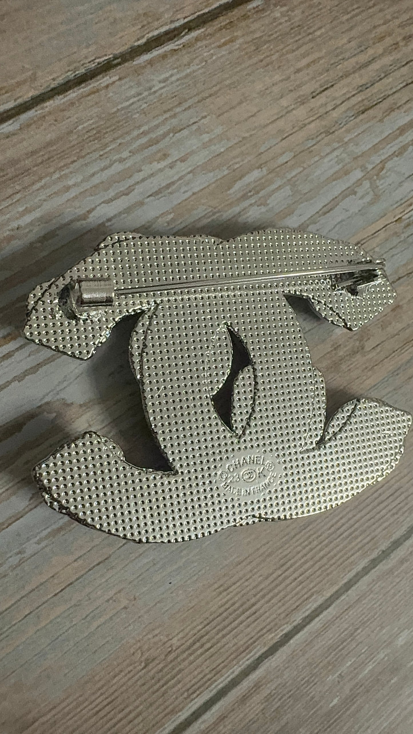 Luxury C.C Detailed Brooch pin