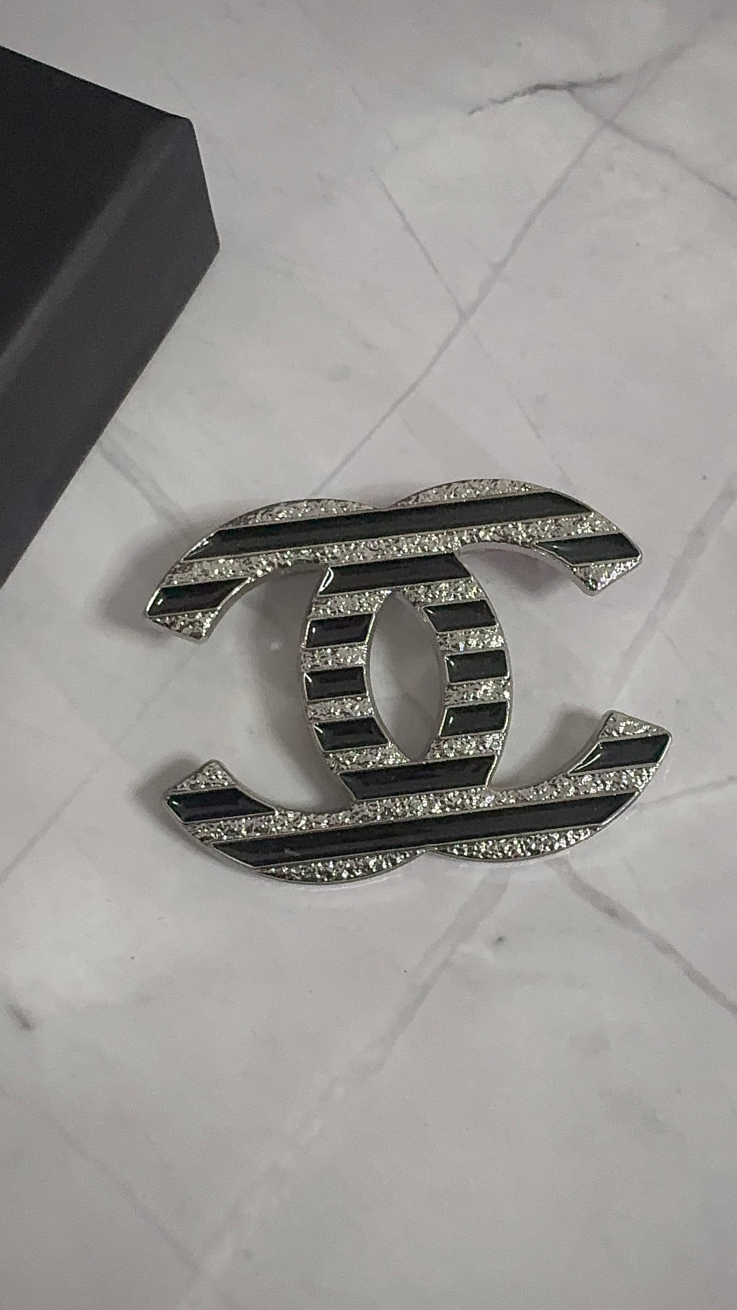 Luxury C.C Detailed Brooch pin