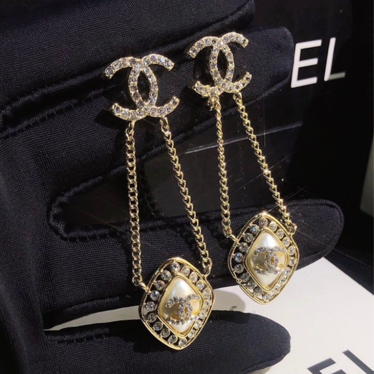 High Quality Luxury Dangle Women's Earrings - Gold