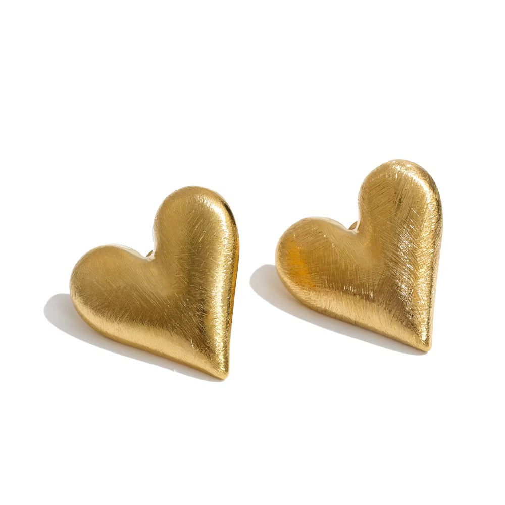 18K Gold Plated Vintage Brushed Gold Plated Stainless Steel Heart Stud Chunky Matte Earrings