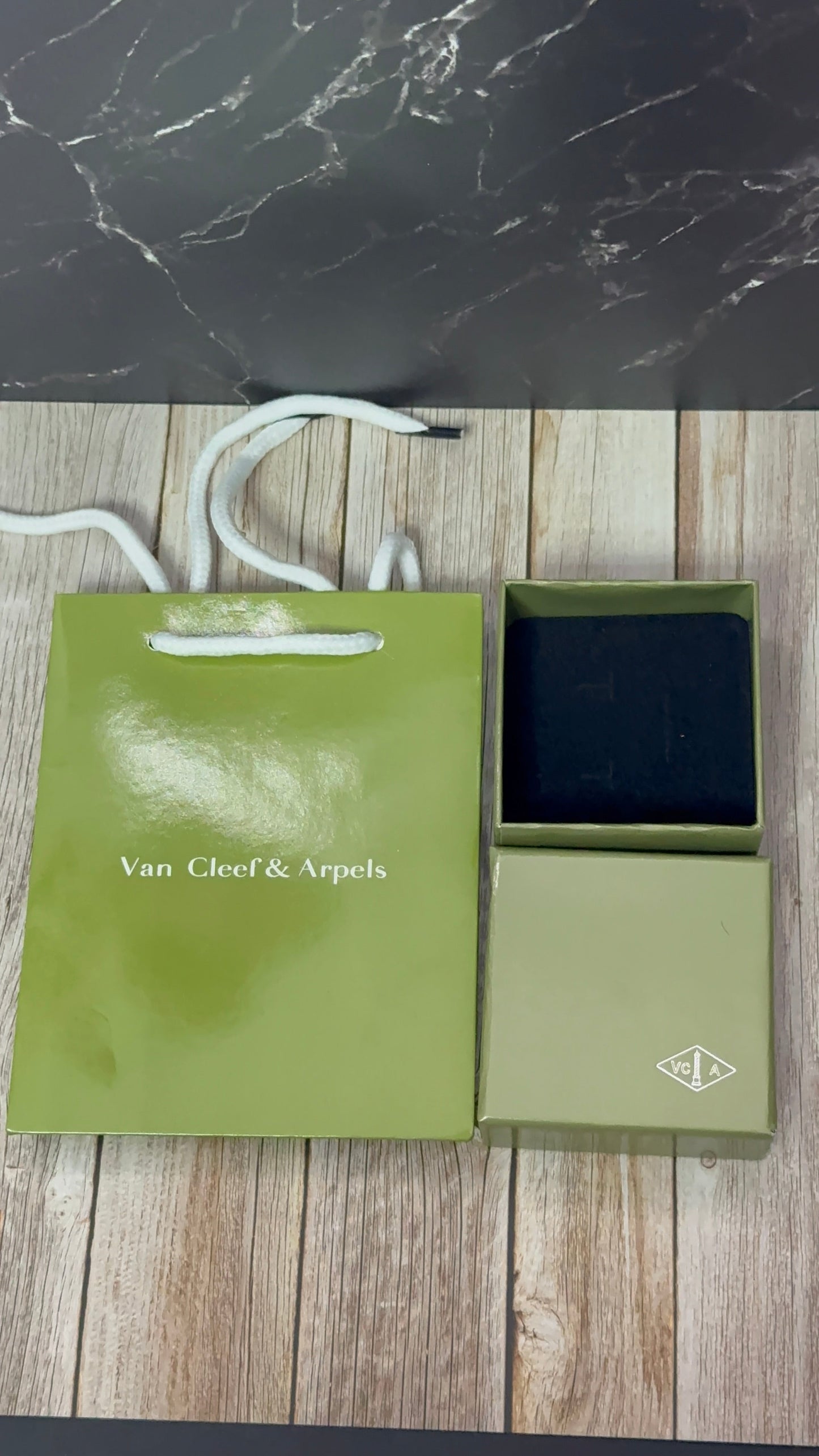 Van C & A Package Set