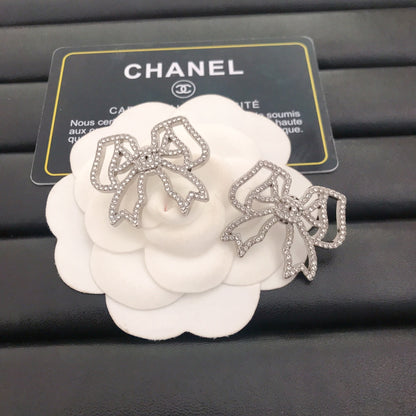 High Quality Luxury Women's Earrings - Gold