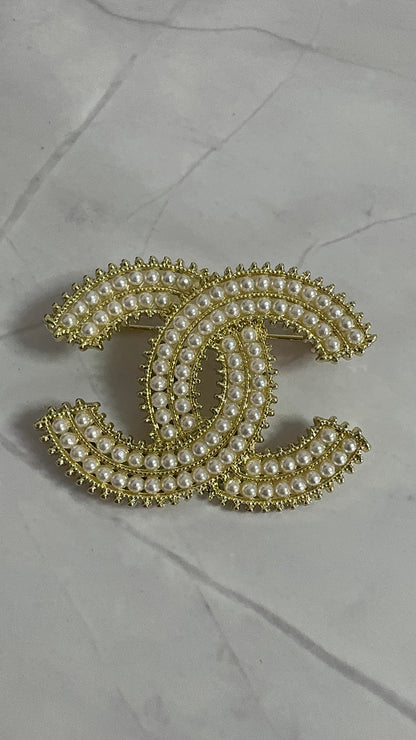 Luxury C.C Vintage Brooch pin