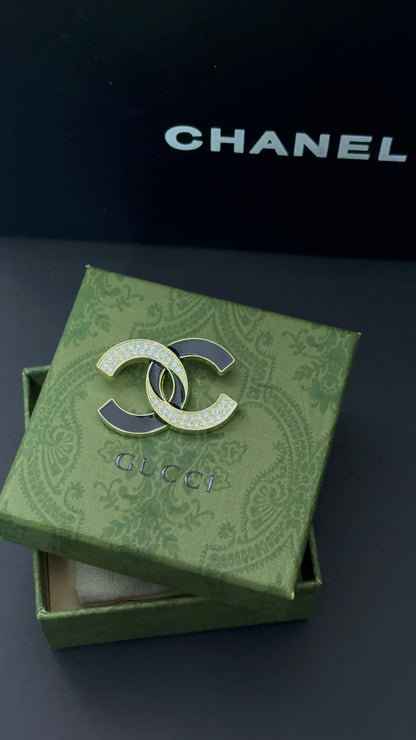 Luxury C.C Gold Brooch pin