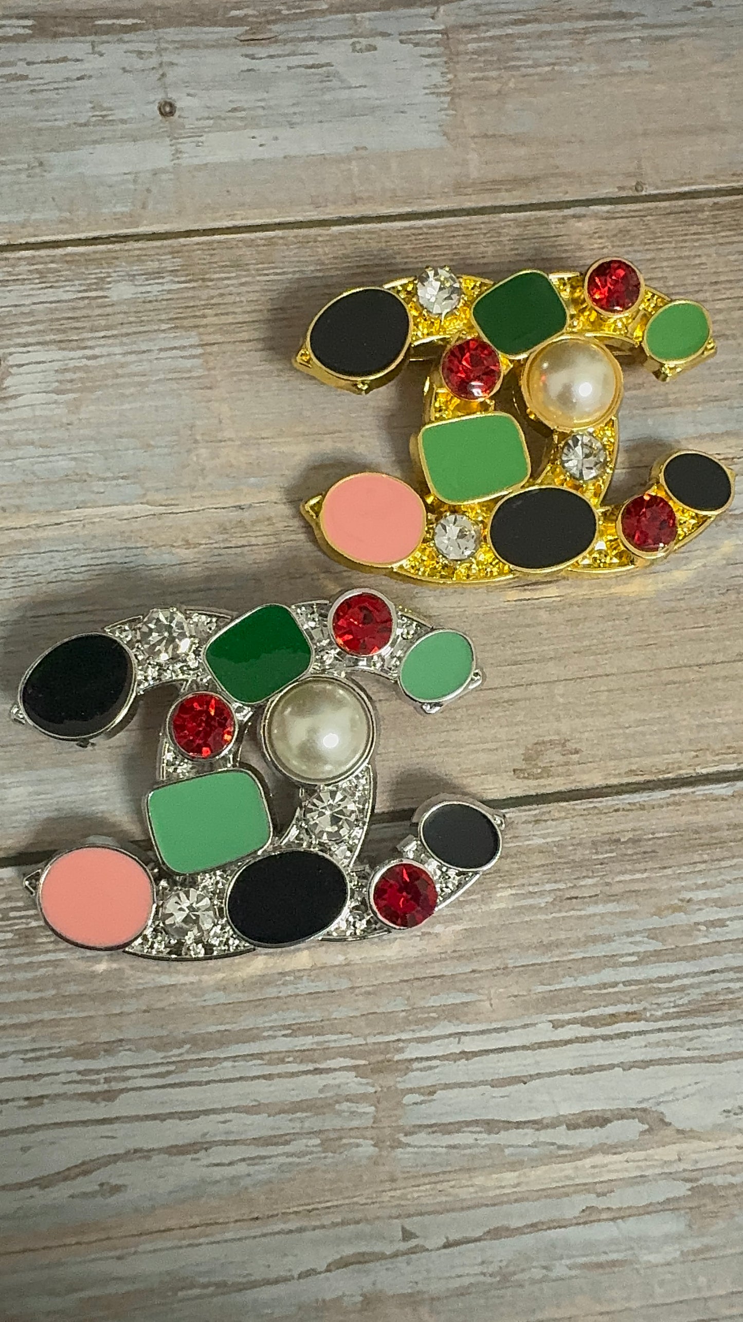 Luxury C.C Detailed Brooch pin