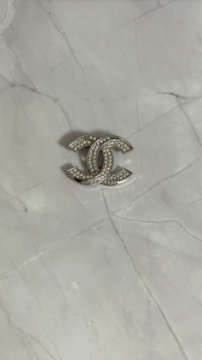 Luxury C.C Vintage Brooch pin