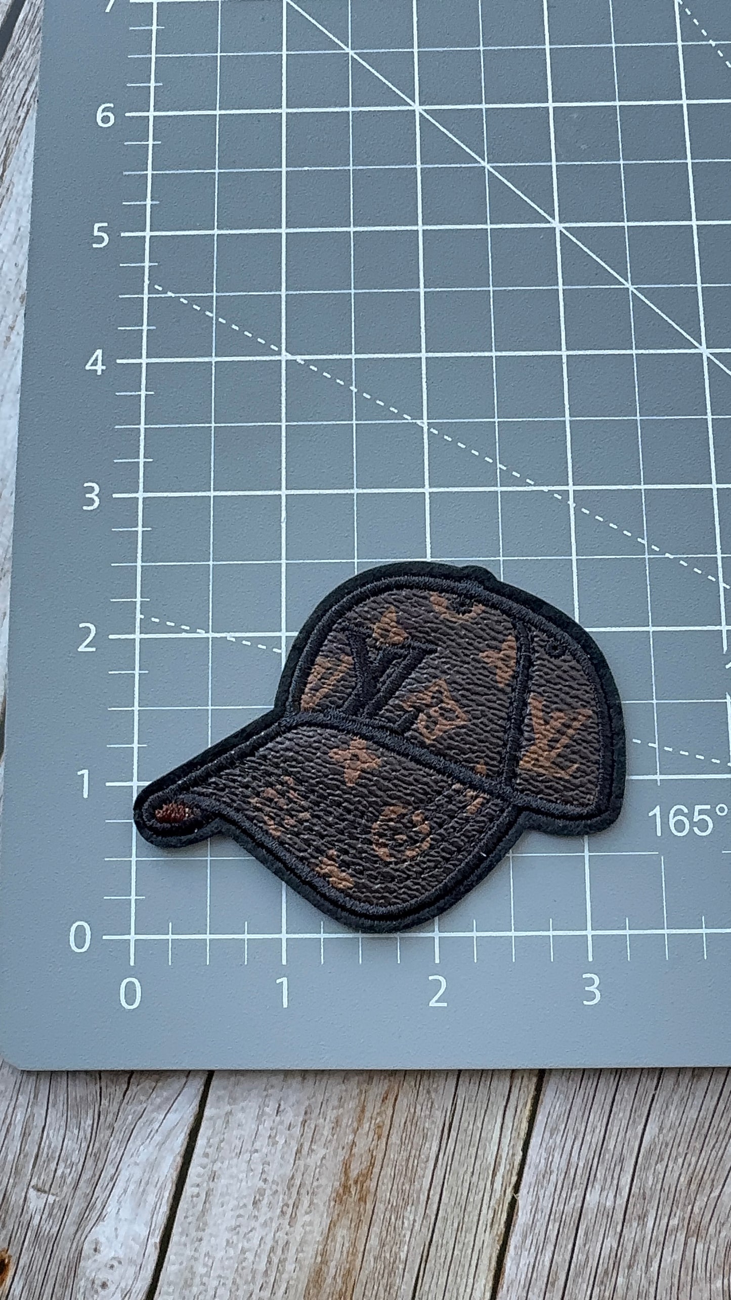 LV face cap patch