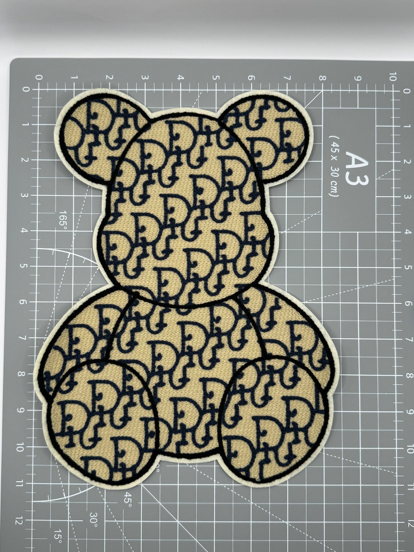 Dior patch