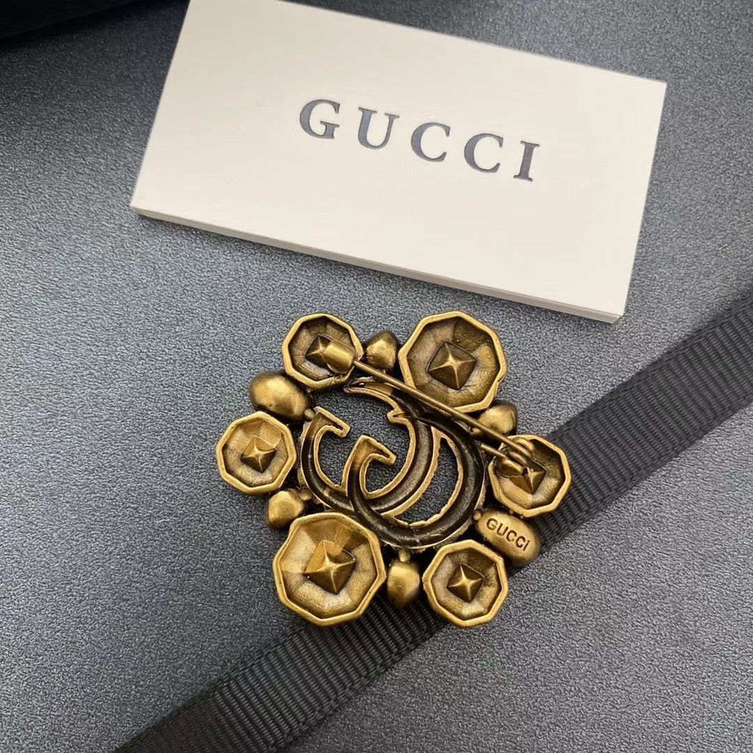 Luxury G.G vintage gold pin