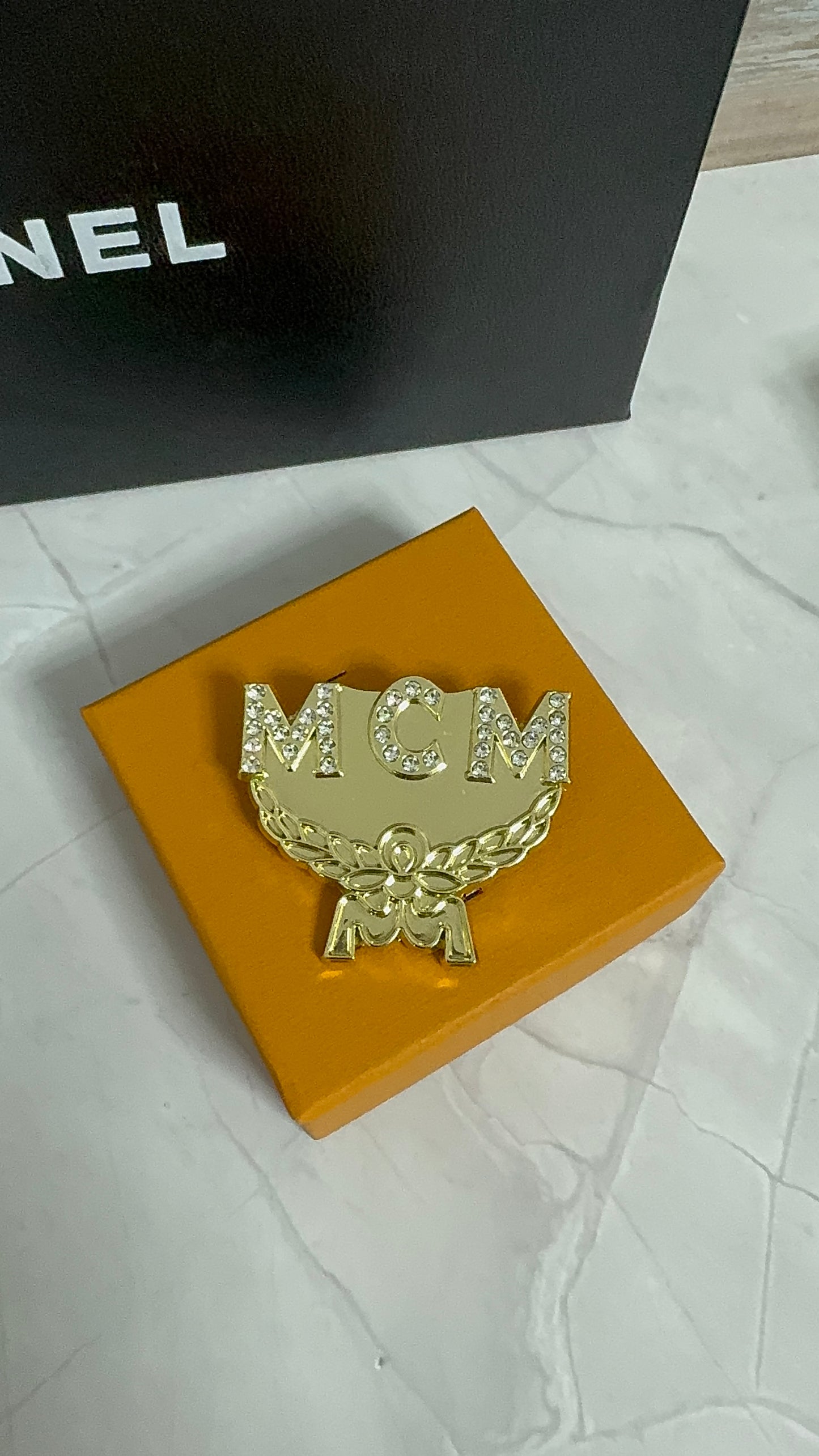 Luxury MCM Brooch pin