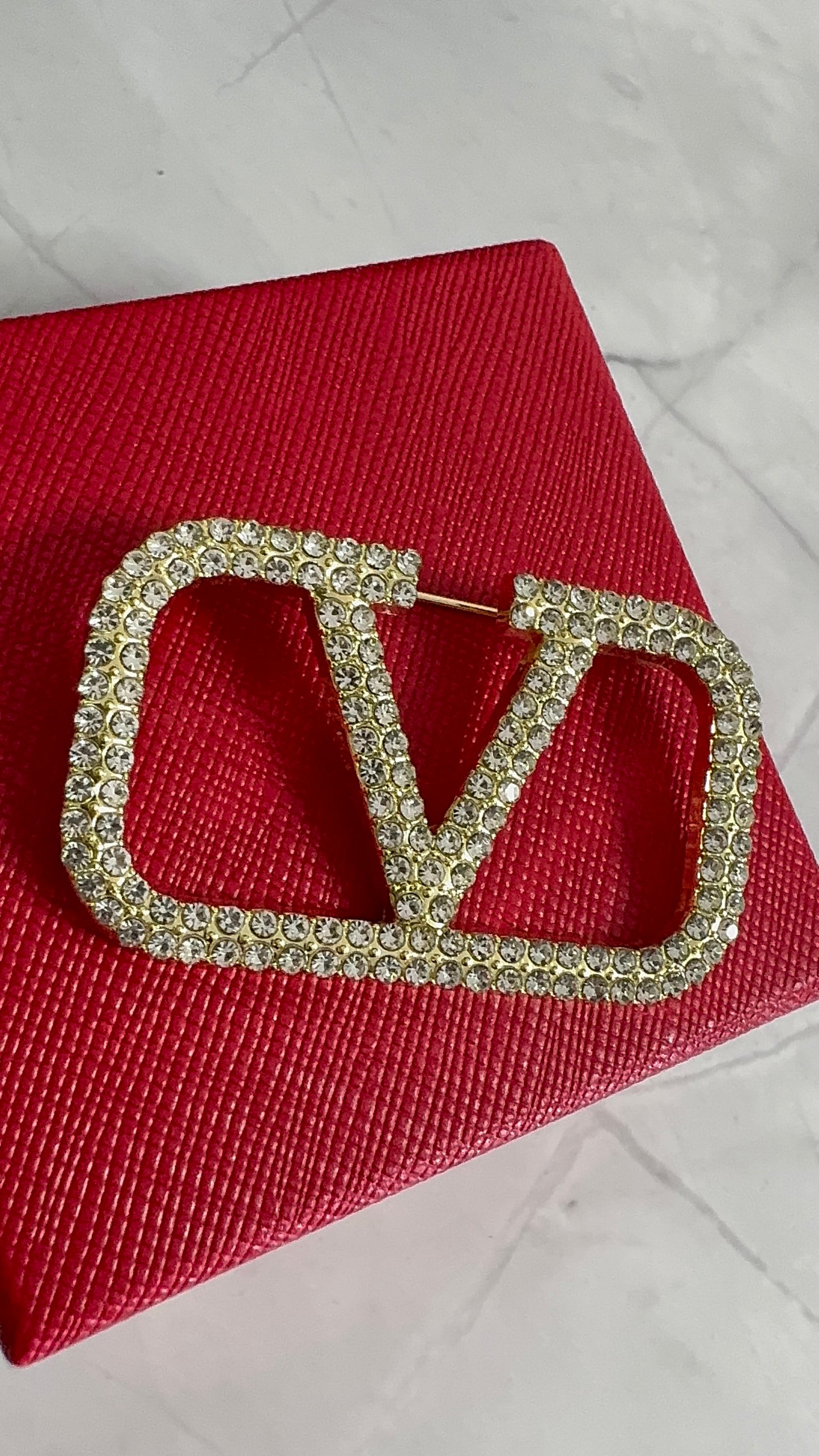 V.  Brooch Pin