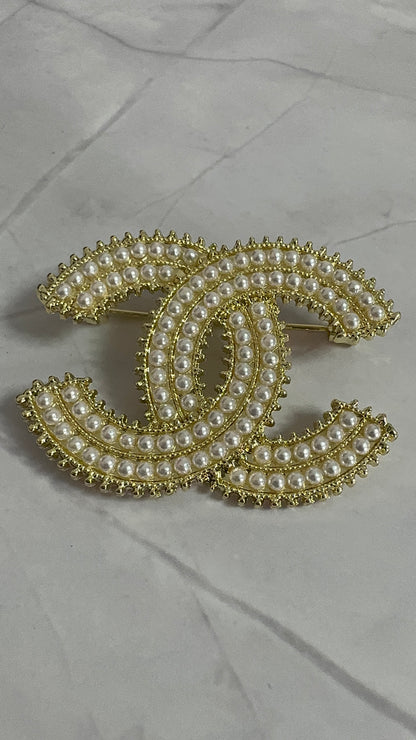 Luxury C.C Vintage Brooch pin