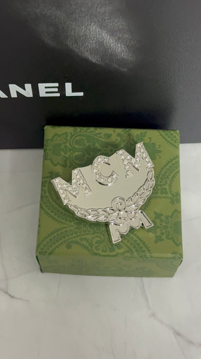 Luxury MCM Brooch pin