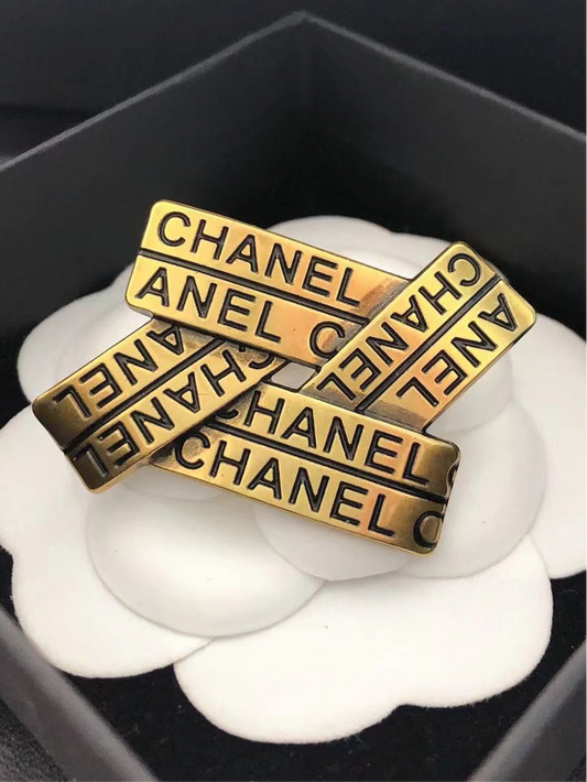 Luxury Vintage C.C brooch