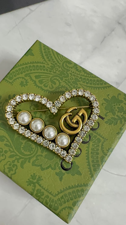 Luxury G.G Vintage Brooch pin