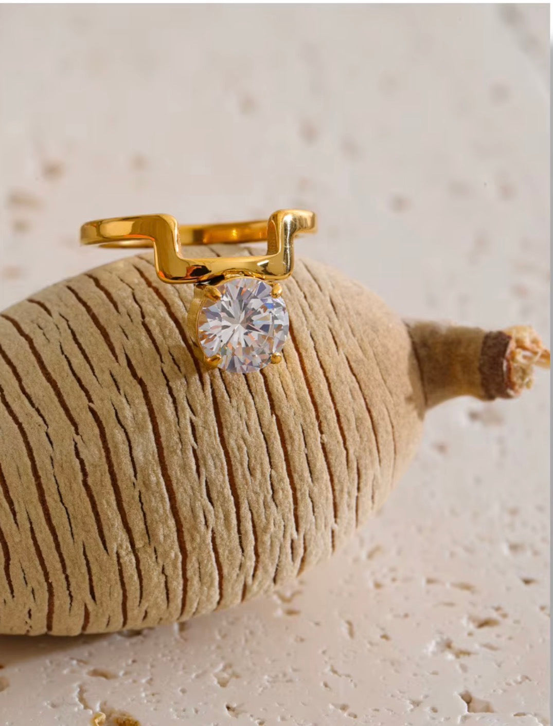 Real Gold Plated Stainless Steel Oval cutout Band inlaid Cubic Zirconia Ring