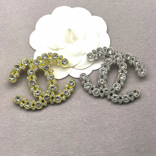 Luxury C.C Brooch pin