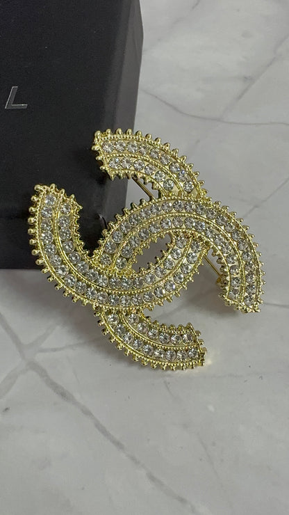 Luxury C.C Zircon Brooch pin