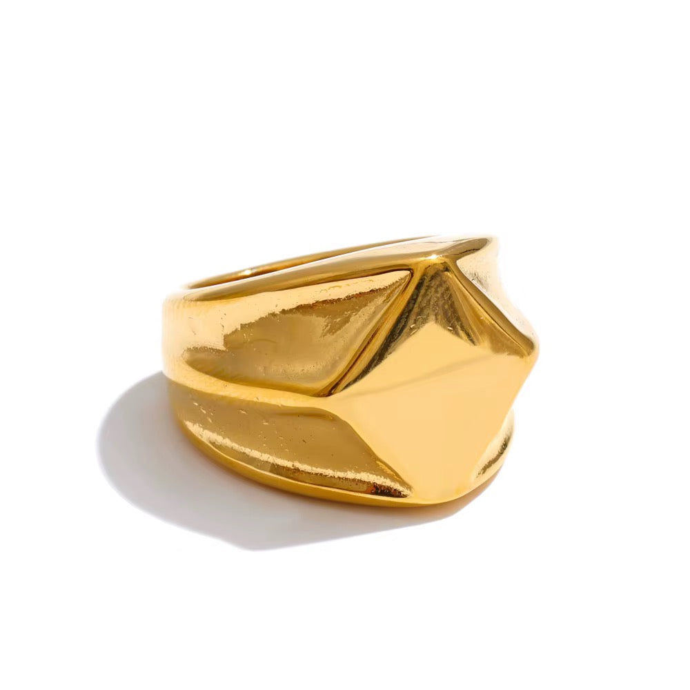 18K Gold Plated Signet Rhombus Pyramidal Faceted Stainless Steel Ring