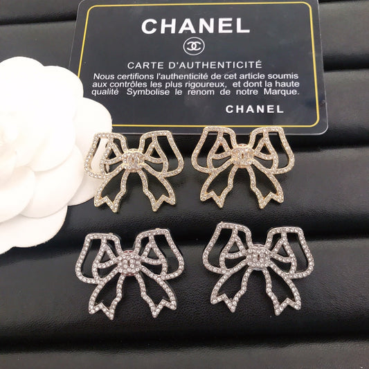 High Quality Luxury Women's Earrings - Gold