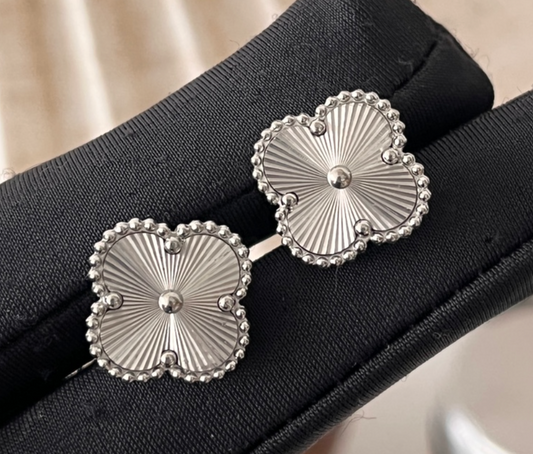 High Quality Luxury Stud Women's Earrings - SILVER