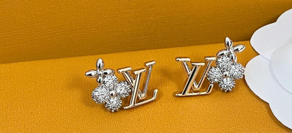 High Quality Luxury Women's Earrings - Gold
