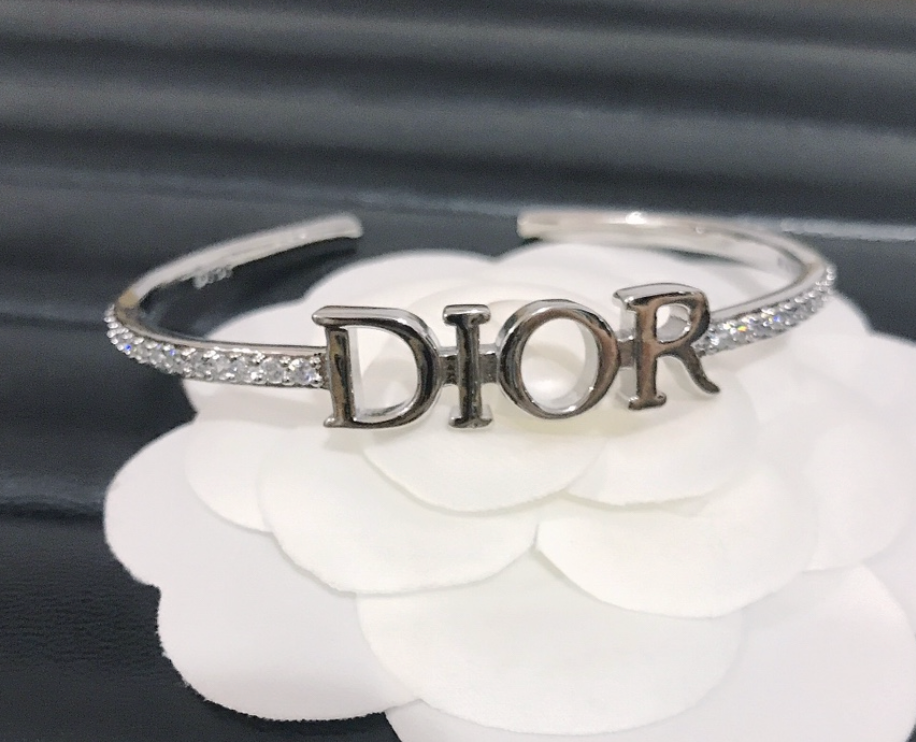 Luxury Silver Bangles