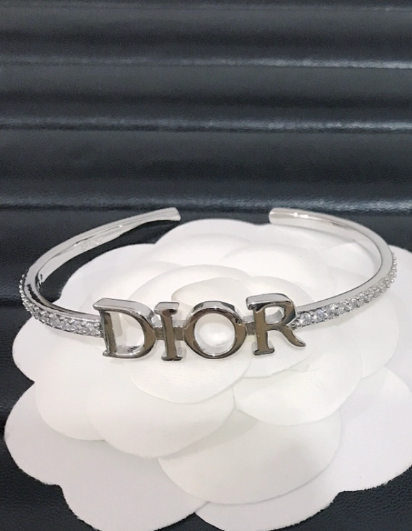 Luxury Silver Bangles