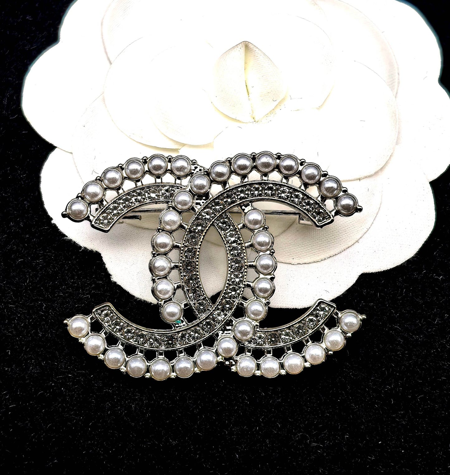 Luxury C.C Purse Brooch pin