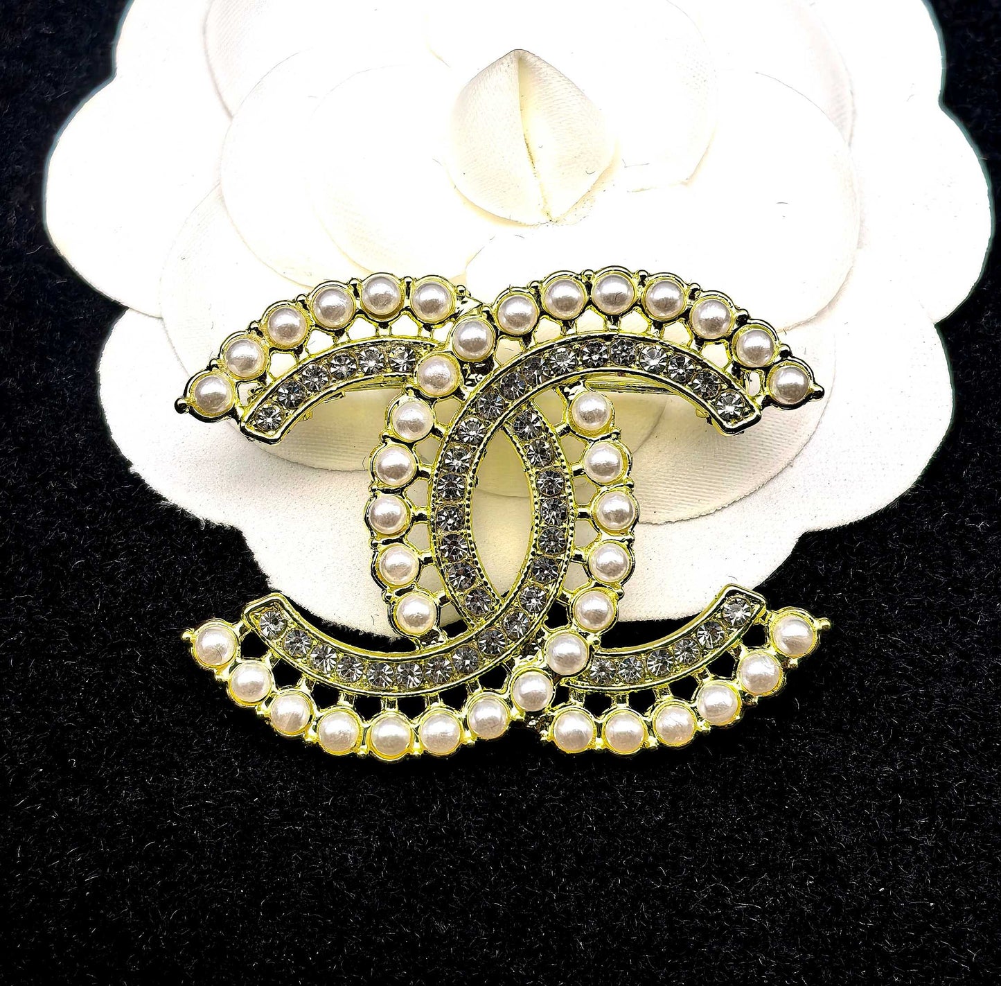 Luxury C.C Purse Brooch pin