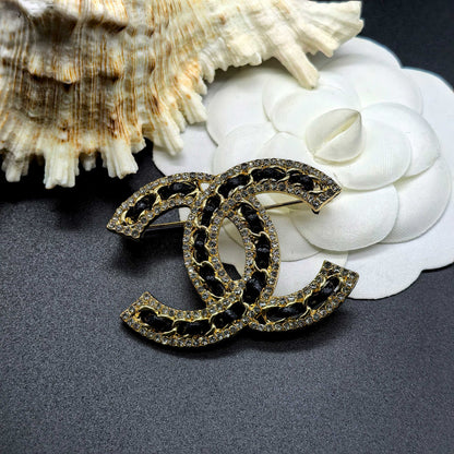 Luxury C.C Gold Brooch pin