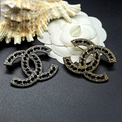 Luxury C.C Gold Brooch pin