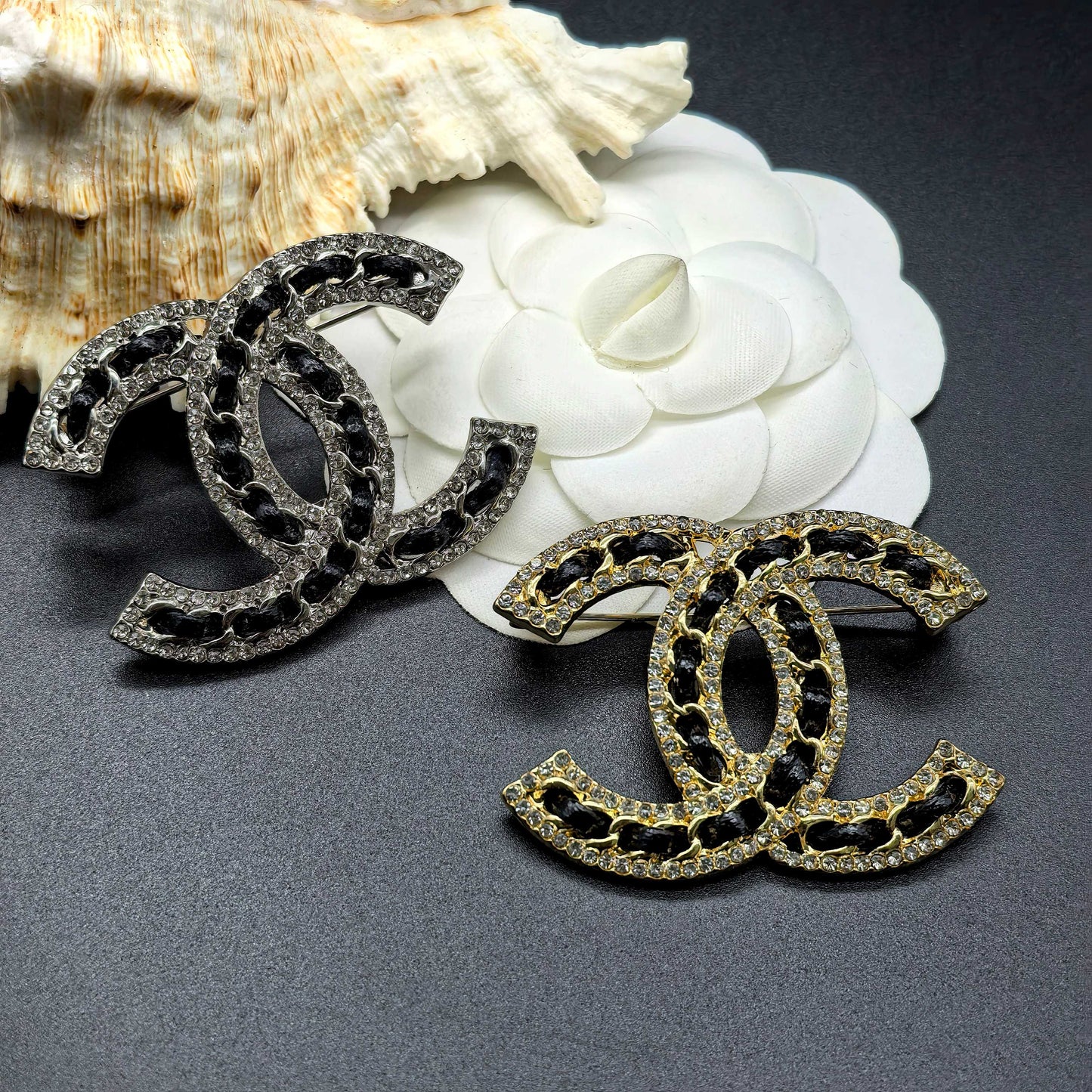 Luxury C.C Gold Brooch pin