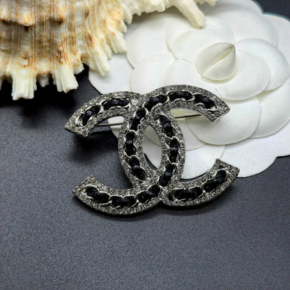 Luxury C.C Gold Brooch pin