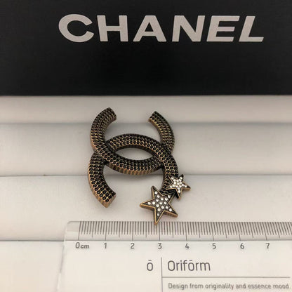 Luxury C.C Gold/Copper brooch