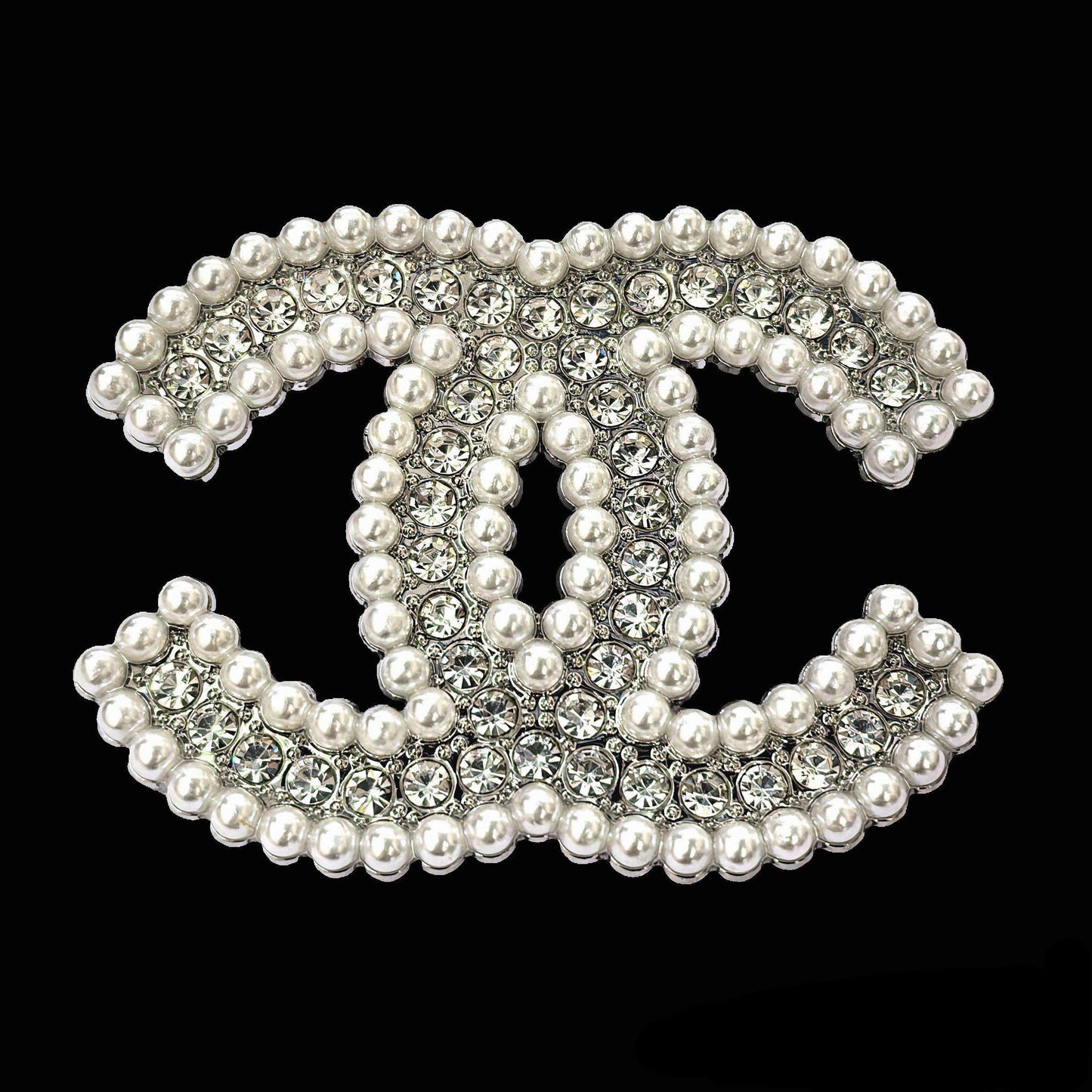 Luxury C.C Brooch pin