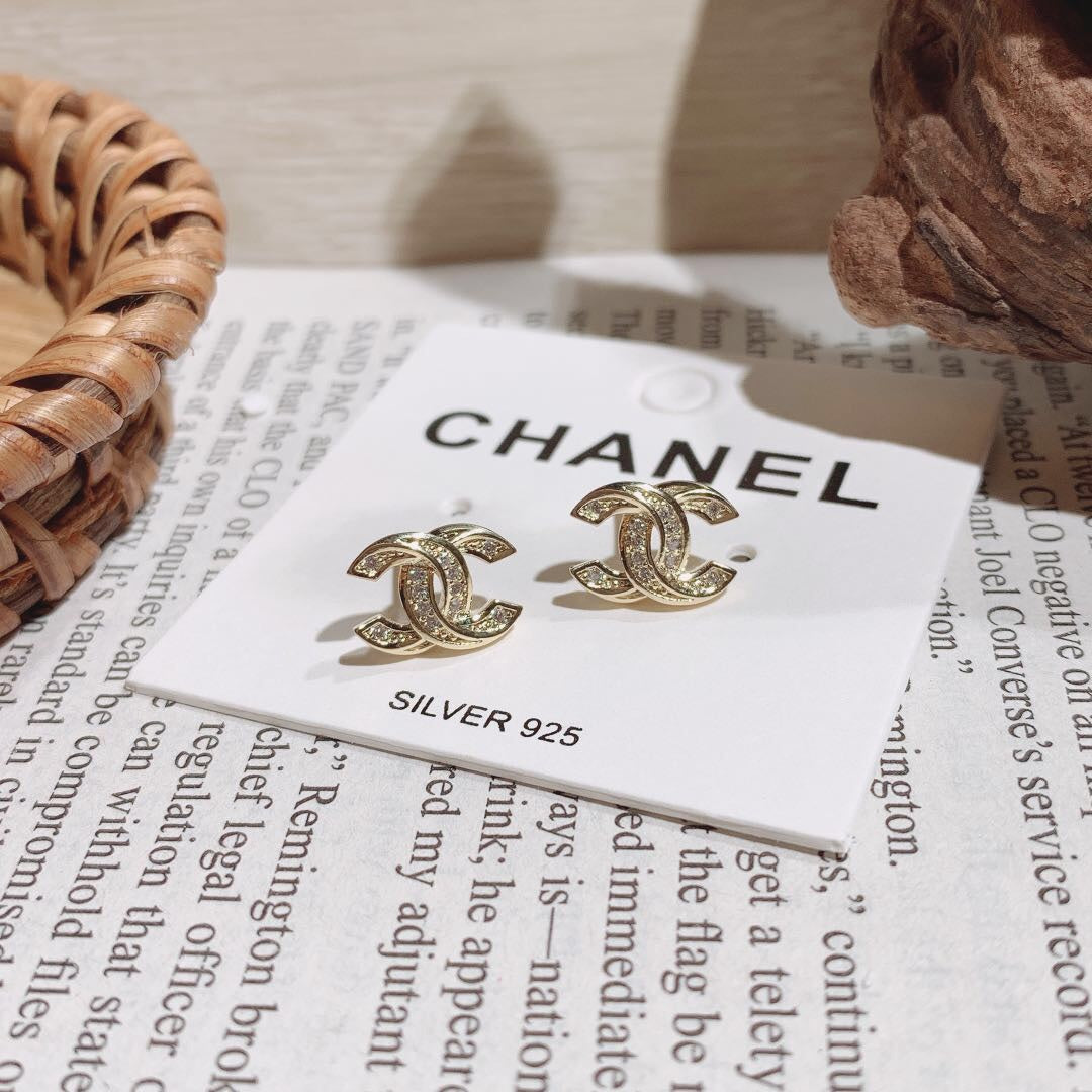 C.C Detailed diamond earrings